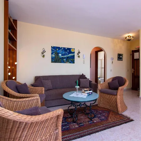 Apartment Penthouse Heidi *